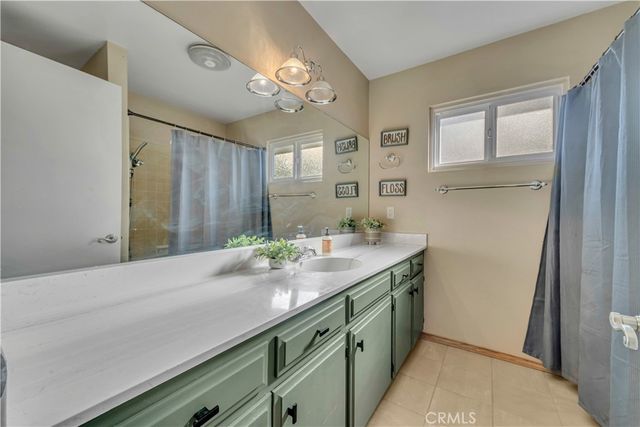 41235 47th Street W, Lancaster, CA 93536