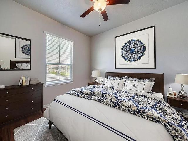 1002 Tomball Pkwy, Tomball, TX 77377