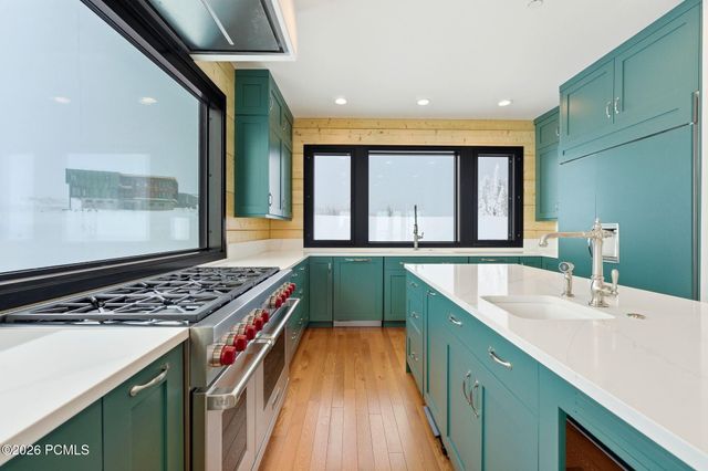 8526 Overlook Drive, Eden, UT 84310