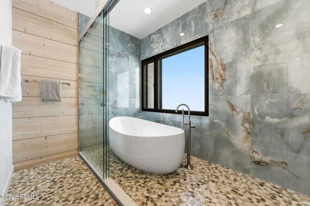 8526 Overlook Drive, Eden, UT 84310