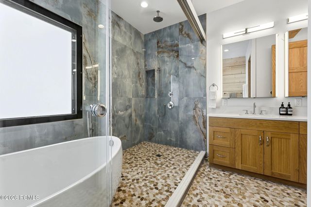 8526 Overlook Drive, Eden, UT 84310