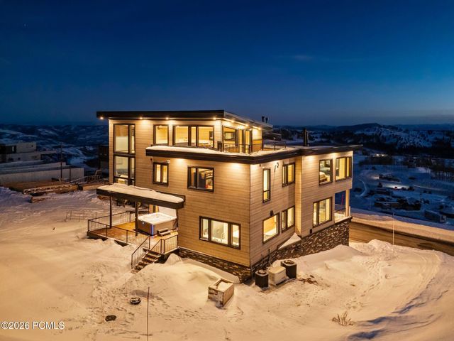 8526 Overlook Drive, Eden, UT 84310