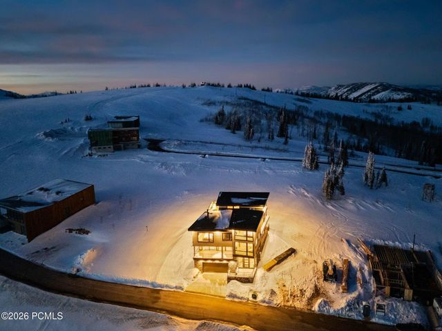 8526 Overlook Drive, Eden, UT 84310