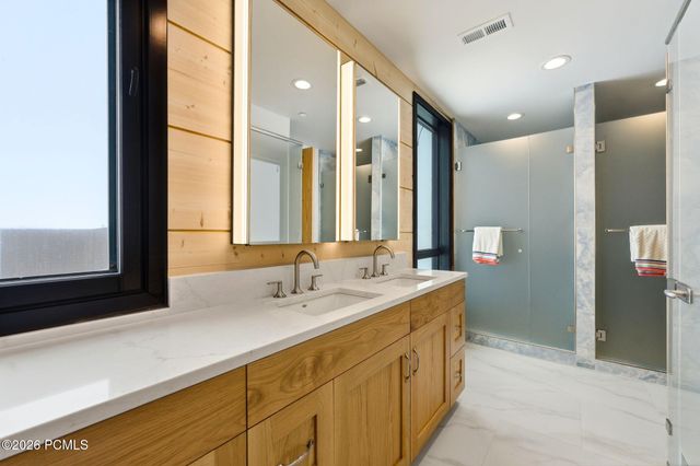 8526 Overlook Drive, Eden, UT 84310