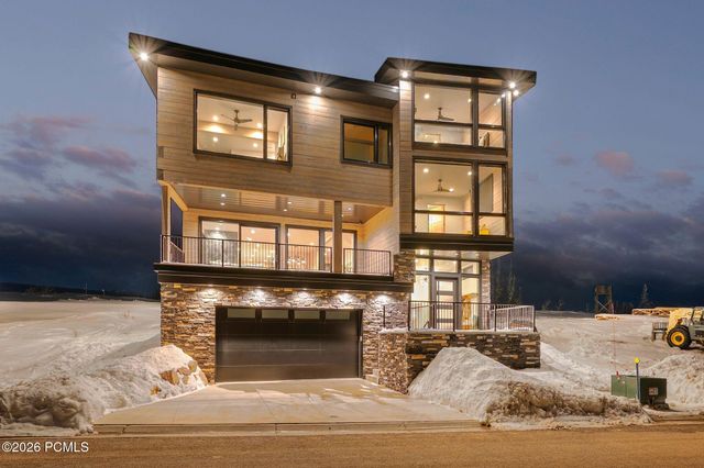 8526 Overlook Drive, Eden, UT 84310