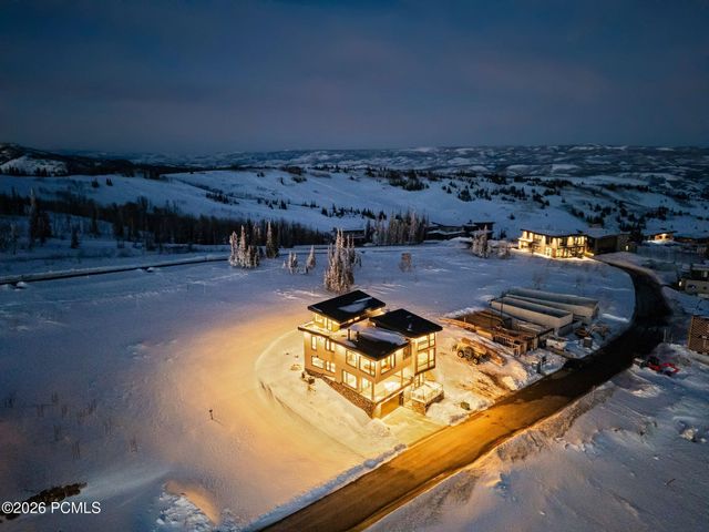 8526 Overlook Drive, Eden, UT 84310