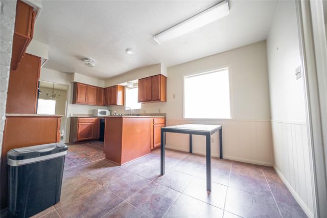 13927 Lynnwood Lane, Sugar Land, TX 77498