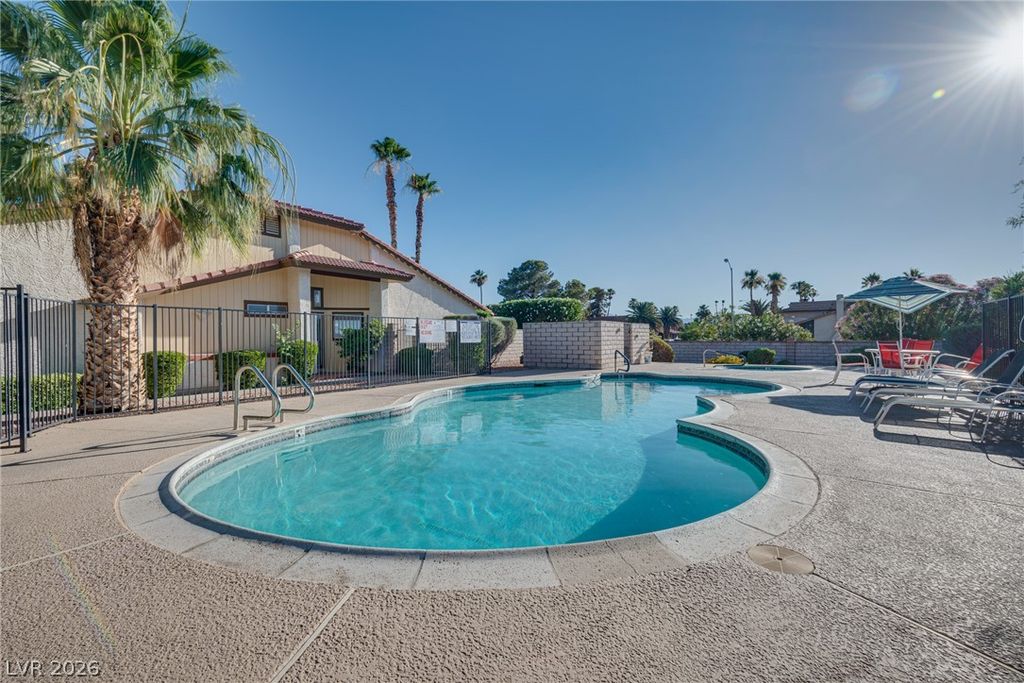 5242 Dickens Drive, Las Vegas, NV 89119 — photo 2