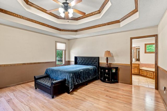 5106 S Burrows Avenue, Springfield, MO 65810