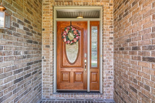 5106 S Burrows Avenue, Springfield, MO 65810