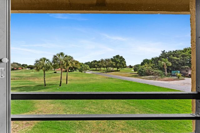 11282 Green Lake Drive 204, Boynton Beach, FL 33437