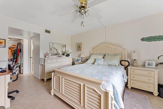 11282 Green Lake Drive 204, Boynton Beach, FL 33437