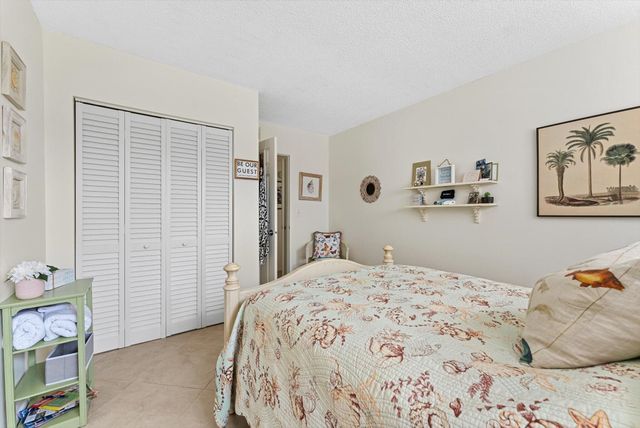 11282 Green Lake Drive 204, Boynton Beach, FL 33437