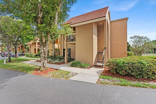 11282 Green Lake Drive 204, Boynton Beach, FL 33437