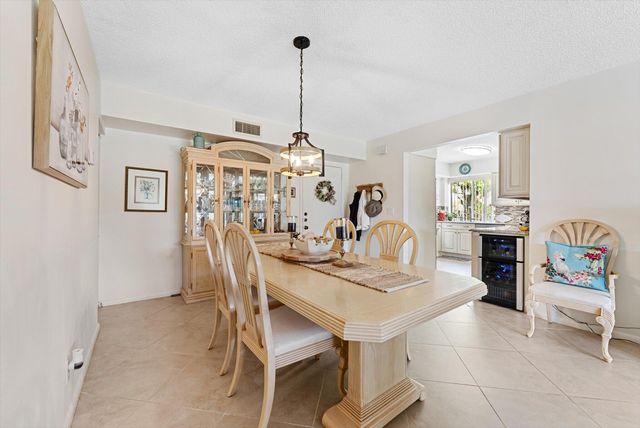 11282 Green Lake Drive 204, Boynton Beach, FL 33437