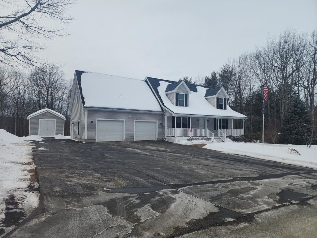 21 Sedlari Way, Alton, NH 03810