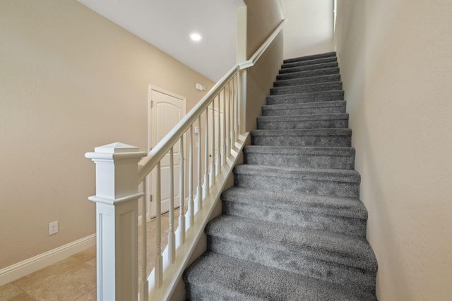 2327 N Shady Street, Visalia, CA 93291