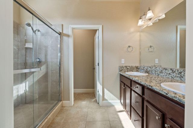 2327 N Shady Street, Visalia, CA 93291