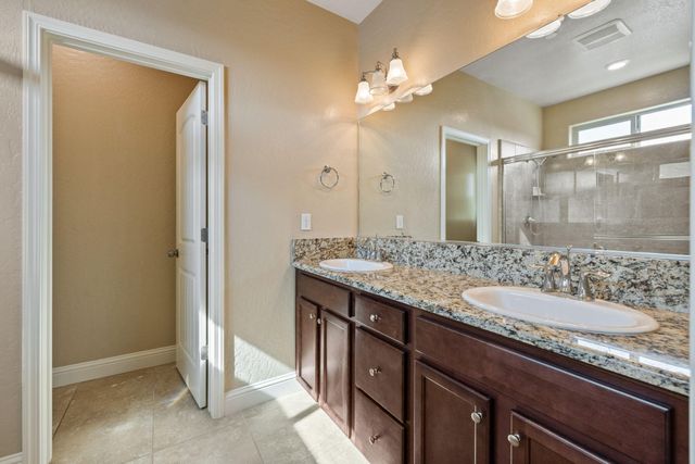 2327 N Shady Street, Visalia, CA 93291