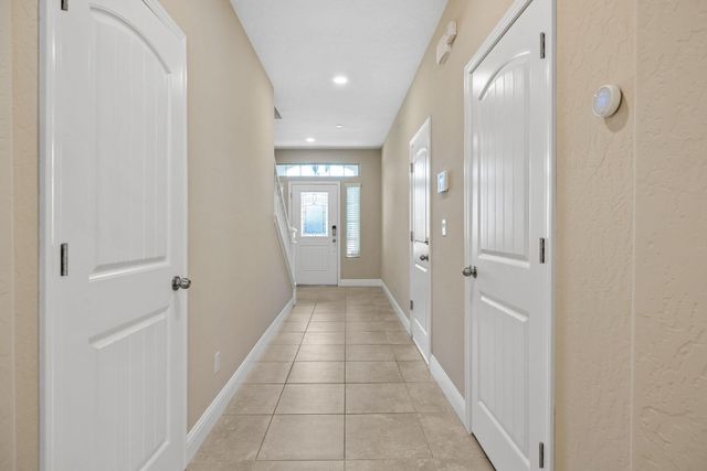 2327 N Shady Street, Visalia, CA 93291