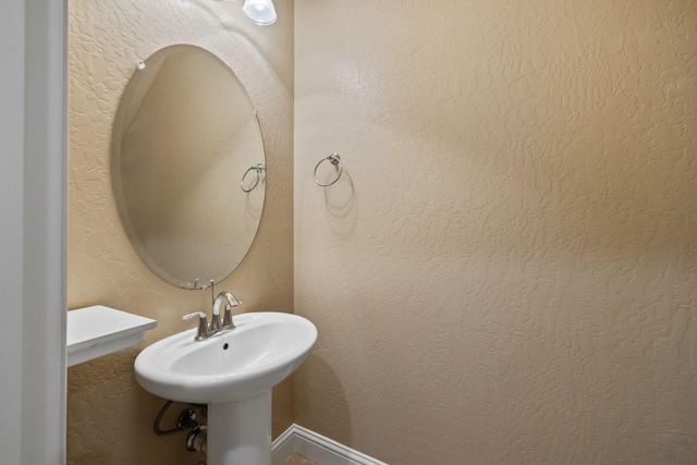 2327 N Shady Street, Visalia, CA 93291