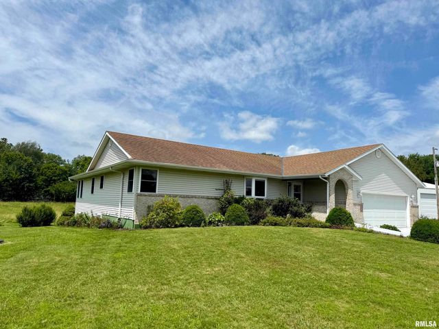 24822 Brookwood Hills Road, Athens, IL 62613