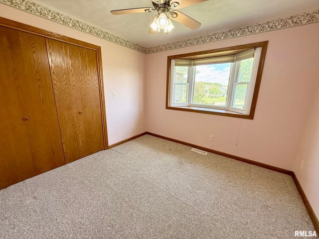 24822 Brookwood Hills Road, Athens, IL 62613