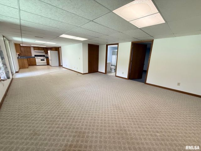24822 Brookwood Hills Road, Athens, IL 62613