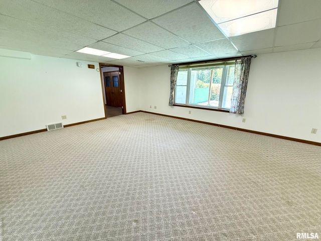 24822 Brookwood Hills Road, Athens, IL 62613