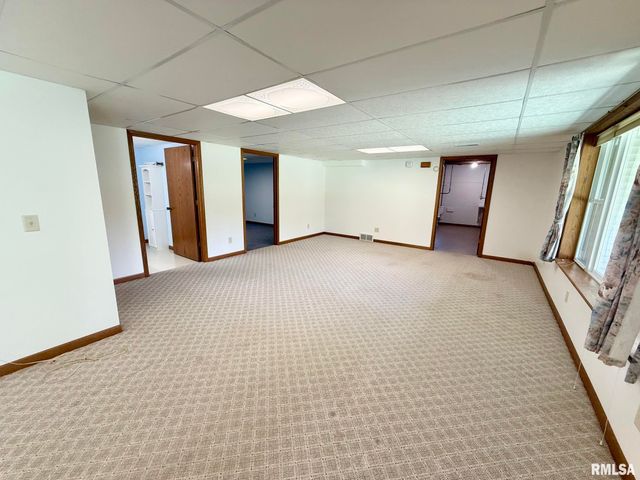 24822 Brookwood Hills Road, Athens, IL 62613