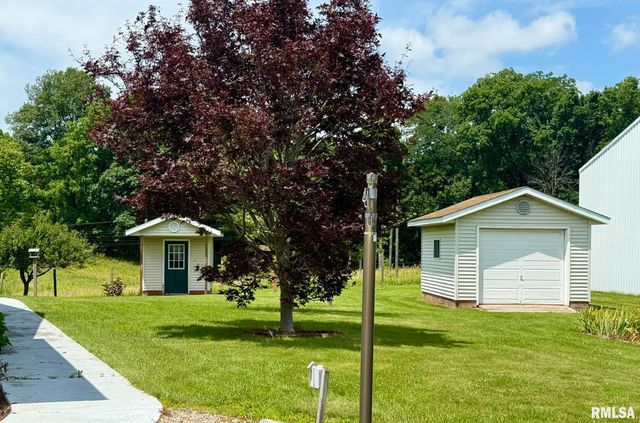 24822 Brookwood Hills Road, Athens, IL 62613