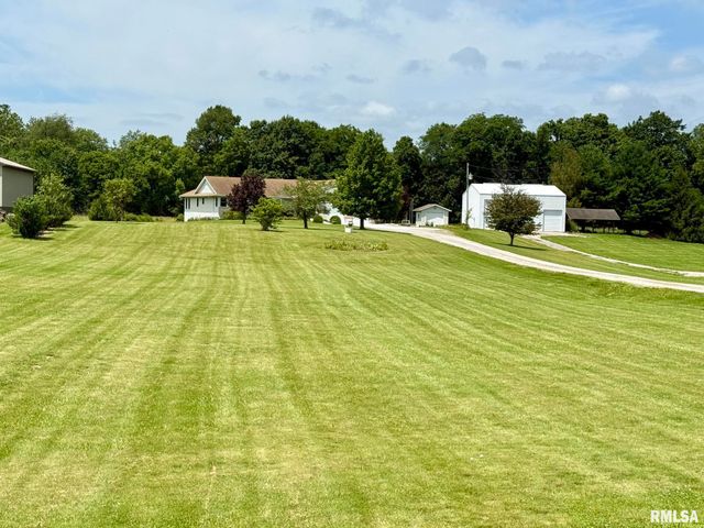 24822 Brookwood Hills Road, Athens, IL 62613