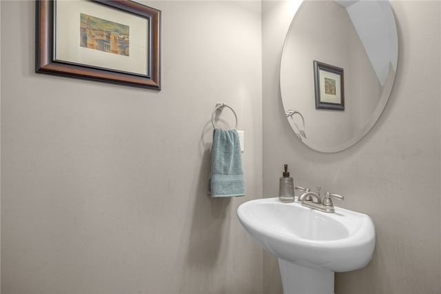 232 Saddlebrook Avenue, Pickens, SC 29671