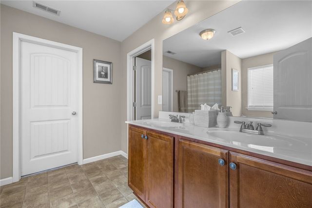 232 Saddlebrook Avenue, Pickens, SC 29671