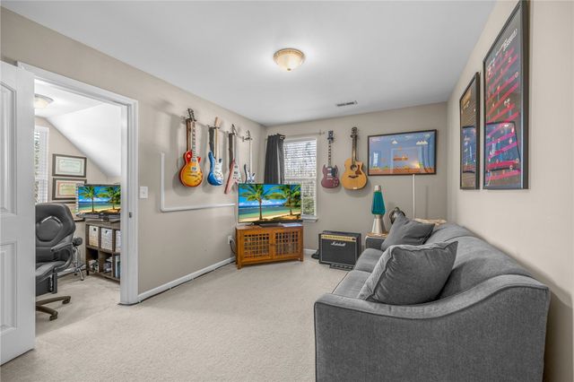 232 Saddlebrook Avenue, Pickens, SC 29671