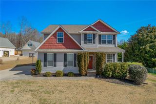 232 Saddlebrook Avenue, Pickens, SC 29671