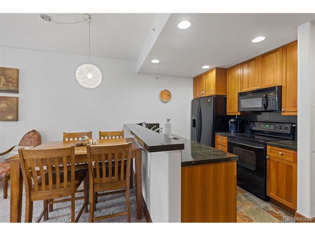 34 Highfield Trl 203, Breckenridge, CO 80424