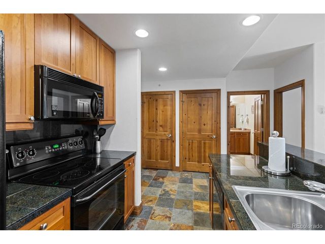 34 Highfield Trl 203, Breckenridge, CO 80424