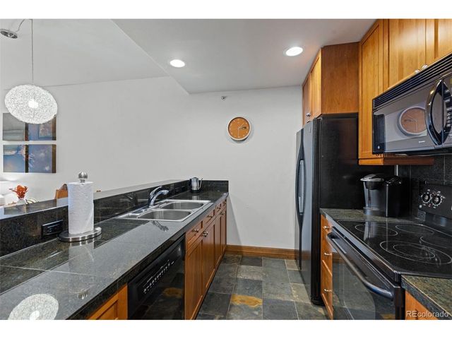 34 Highfield Trl 203, Breckenridge, CO 80424