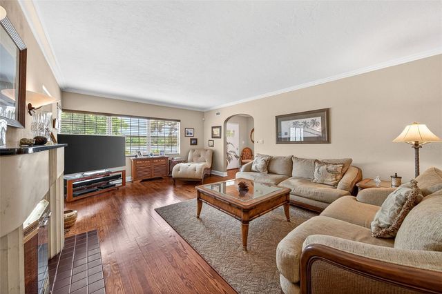 830 LAKE DAVIS DRIVE, Orlando, FL 32806
