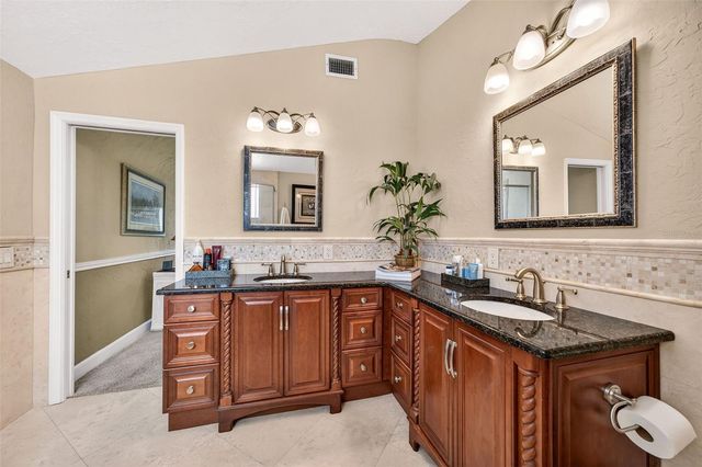 830 LAKE DAVIS DRIVE, Orlando, FL 32806