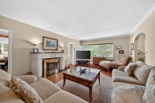 830 LAKE DAVIS DRIVE, Orlando, FL 32806