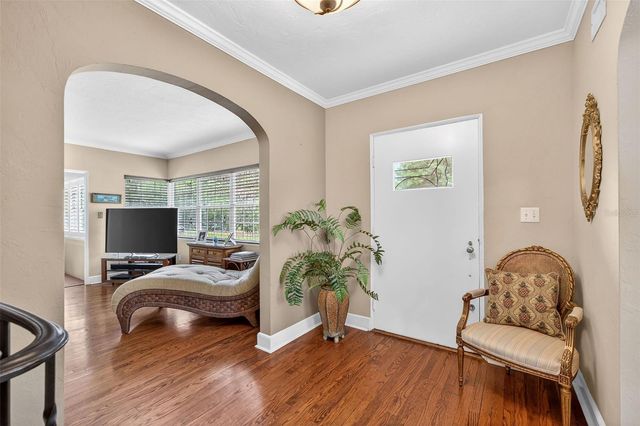 830 LAKE DAVIS DRIVE, Orlando, FL 32806