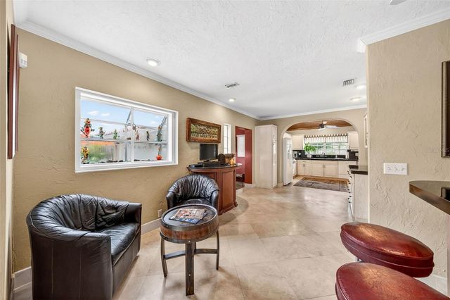 830 LAKE DAVIS DRIVE, Orlando, FL 32806