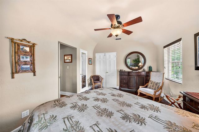 830 LAKE DAVIS DRIVE, Orlando, FL 32806