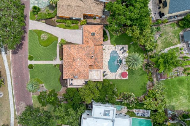 830 LAKE DAVIS DRIVE, Orlando, FL 32806