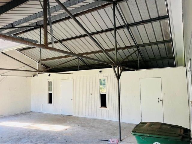 142 County Road 322, Cleveland, TX 77327