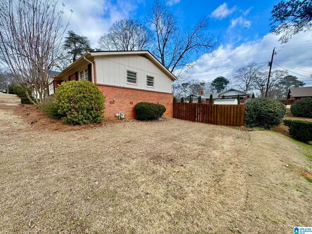 2529 YORKMONT DRIVE, Vestavia Hills, AL 35226