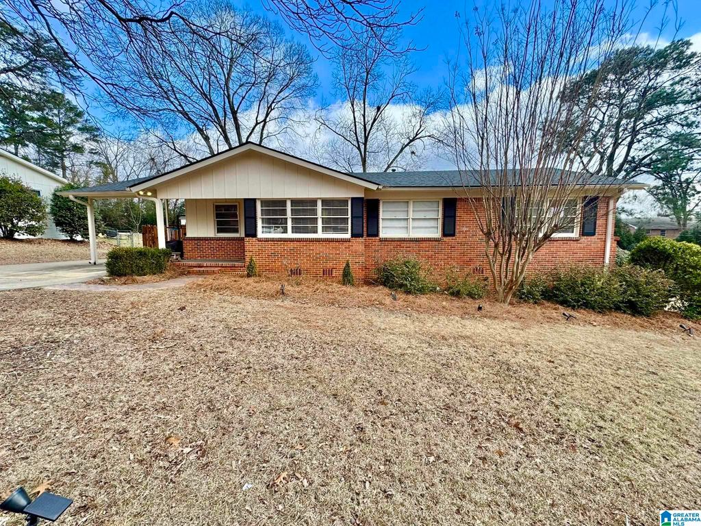 2529 YORKMONT DRIVE, Vestavia Hills, AL 35226