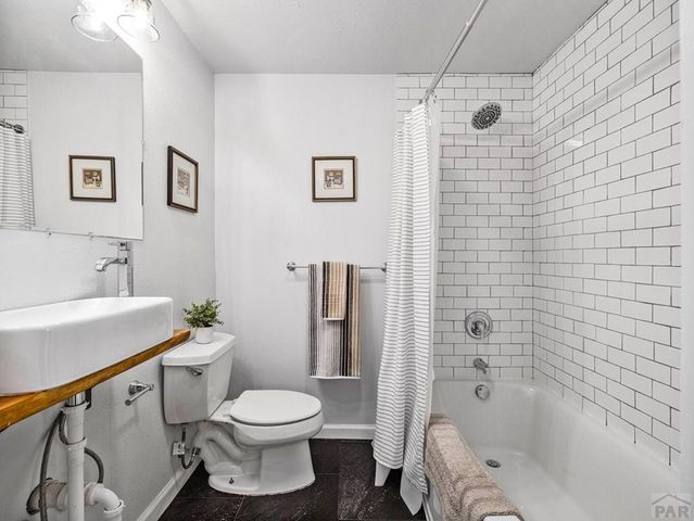 205 W 21st St, Pueblo, CO 81003